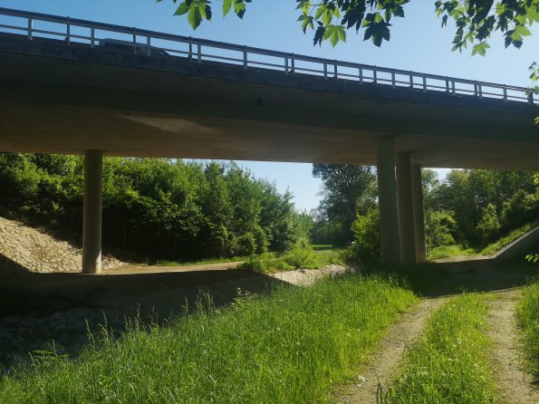 AT_POET_entranceareaphotofrombothsidesunderpass_20220519083646715